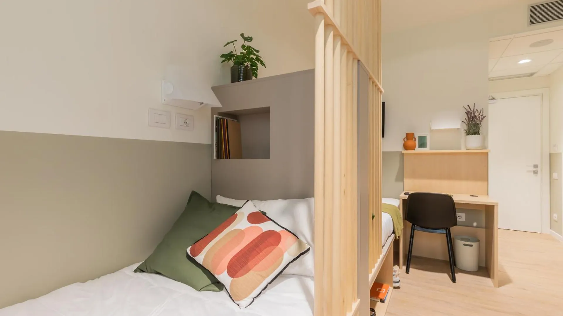 Apartamento Well-Located Campus Rooms Near City Park Milán Italia